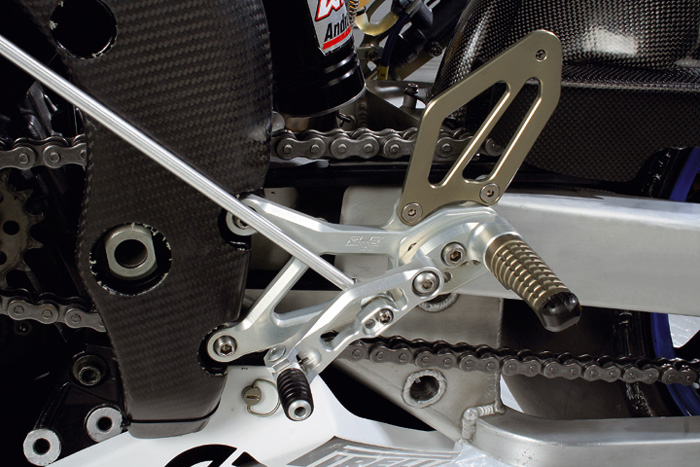 Robby Moto Engineering ロビーモトエンジニアリング カムシャフト KAWASAKI ZX-10R エンジン関連パーツ 